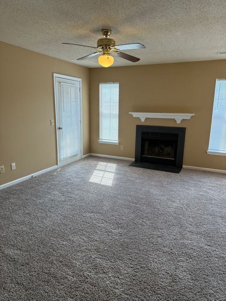 11 Meadowood Glen Way - Photo 3 of 14