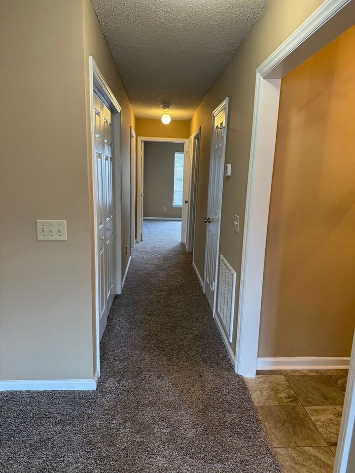 11 Meadowood Glen Way - Photo 5 of 14