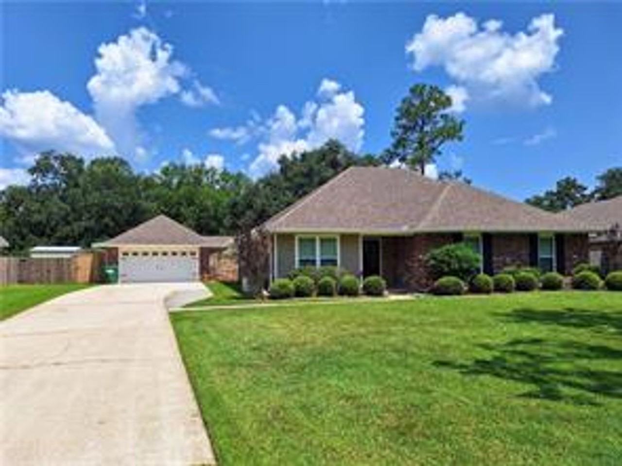 116 Cardiff Ct - Photo 2 of 26