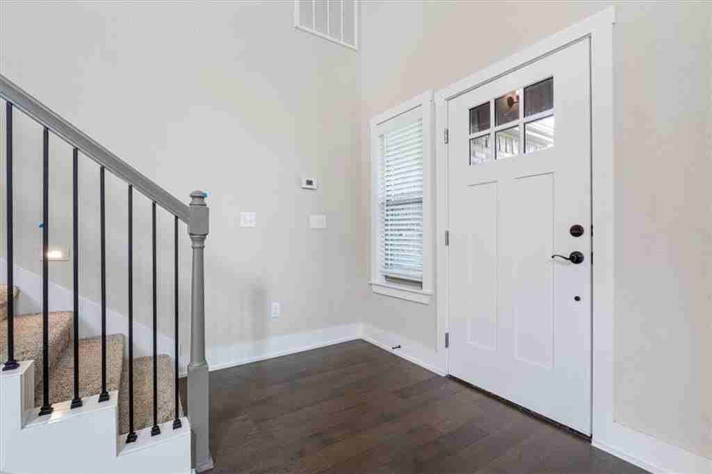 7303 Sw High Meadow Blvd - Photo 2 of 21