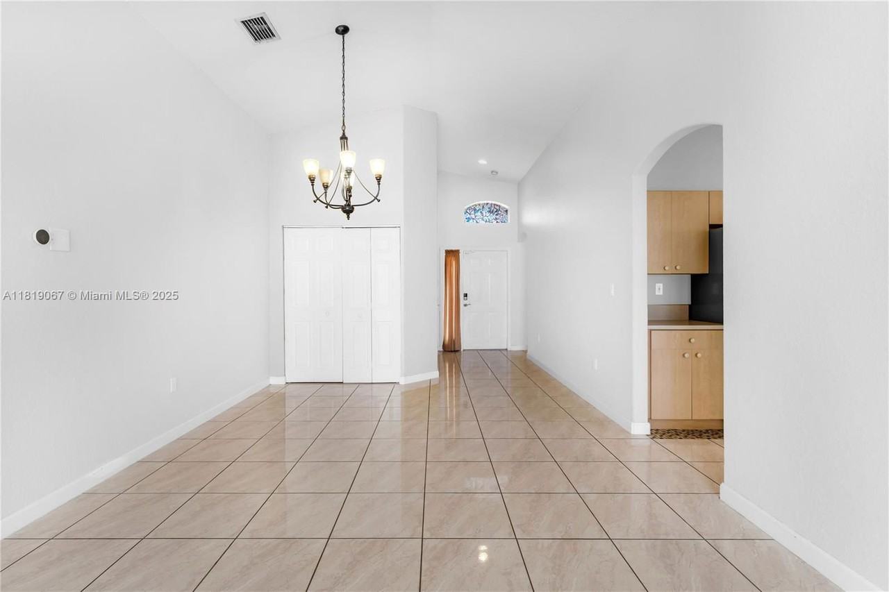 23936 Southwest 108th Place - Photo 3 of 8