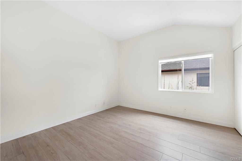 8 Via Jazmin - Photo 2 of 8