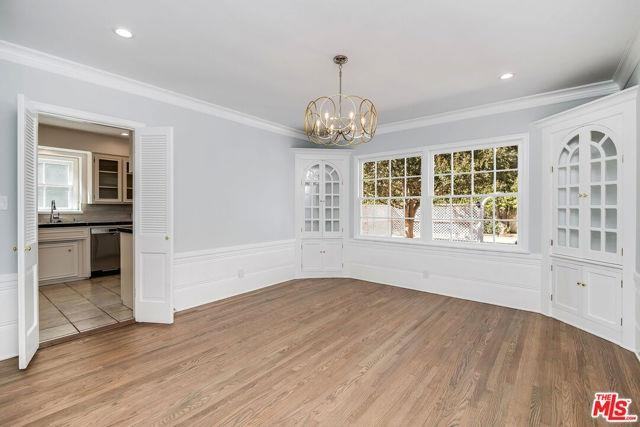 4649 Sancola Ave - Photo 3 of 8