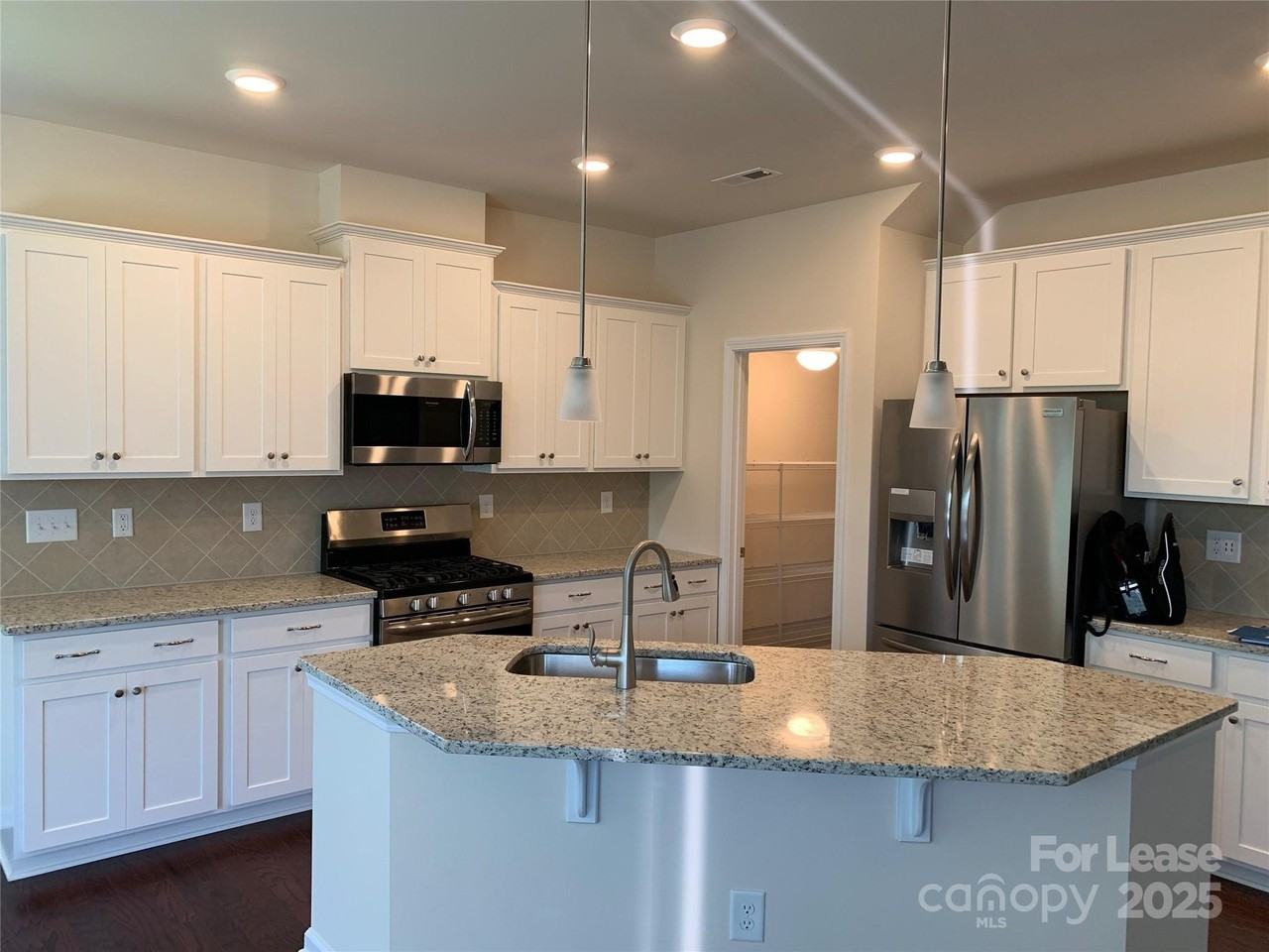 10322 Winyah Bay Lane - Photo 2 of 27