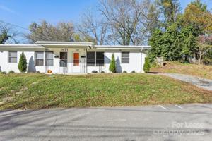 featured image of 1747 1st St Ne