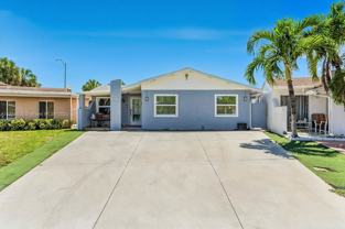 2322 Sw 106th Ct - Photo 1 of 1