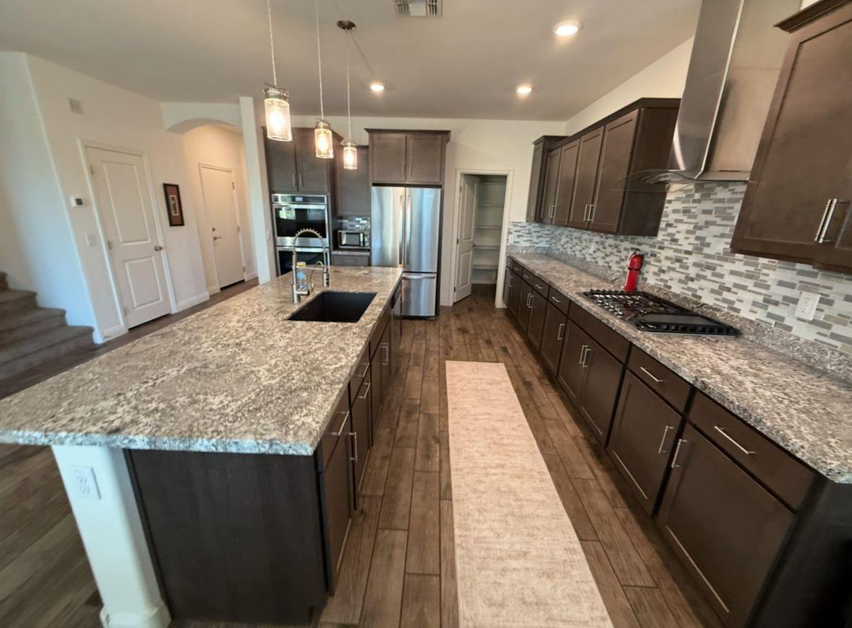 W Hubbard Dr - Photo 3 of 8