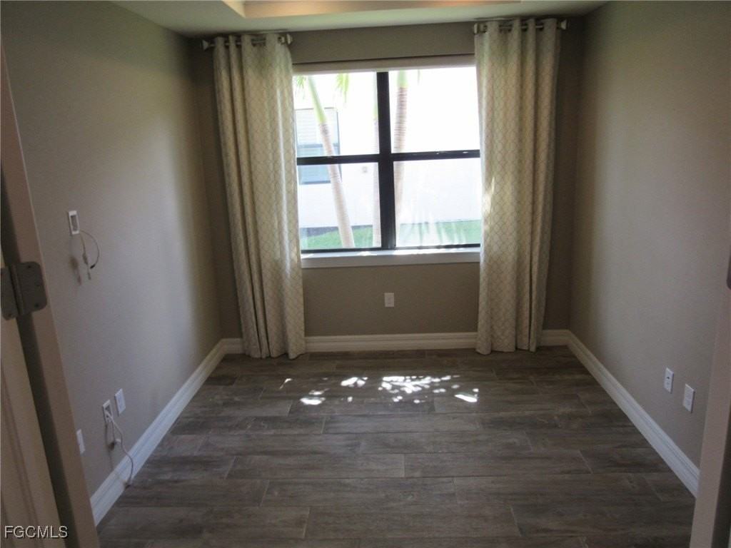 14589 Laguna Dr - Photo 7 of 12