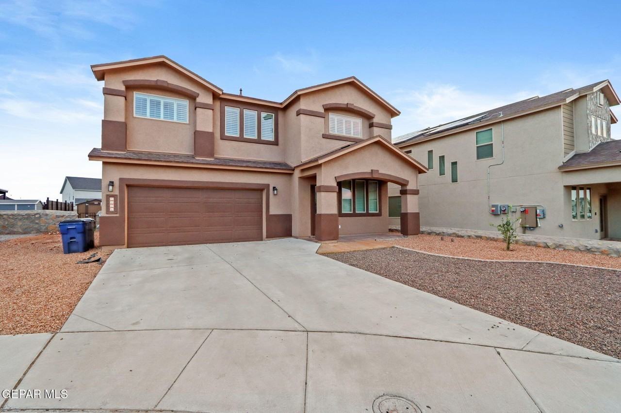 4521 Marisabel Azcarate St - Photo 2 of 41