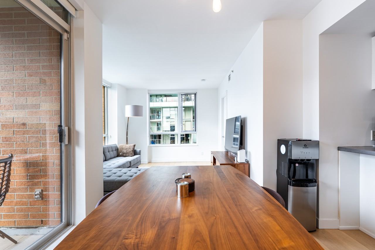 788 Richards Street #2003 - Photo 3 of 38