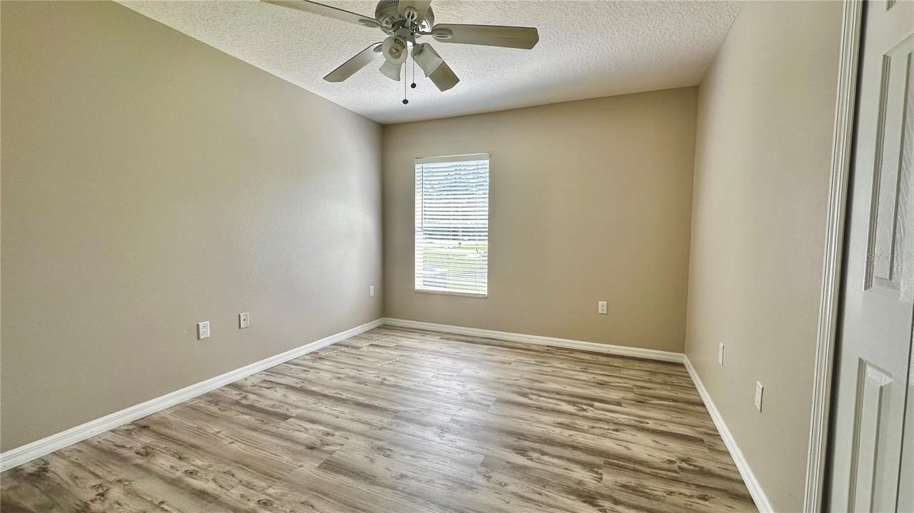 60 Pine Grove Drive - Photo 4 of 20