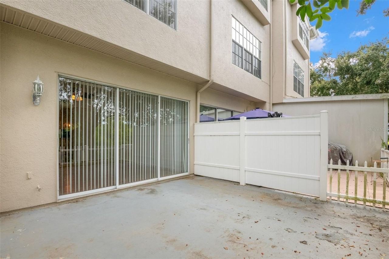 1644 Arabian Ln - Photo 6 of 50