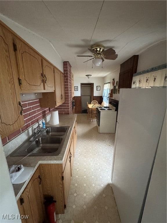 28 Ledgewood Dr - Photo 2 of 15