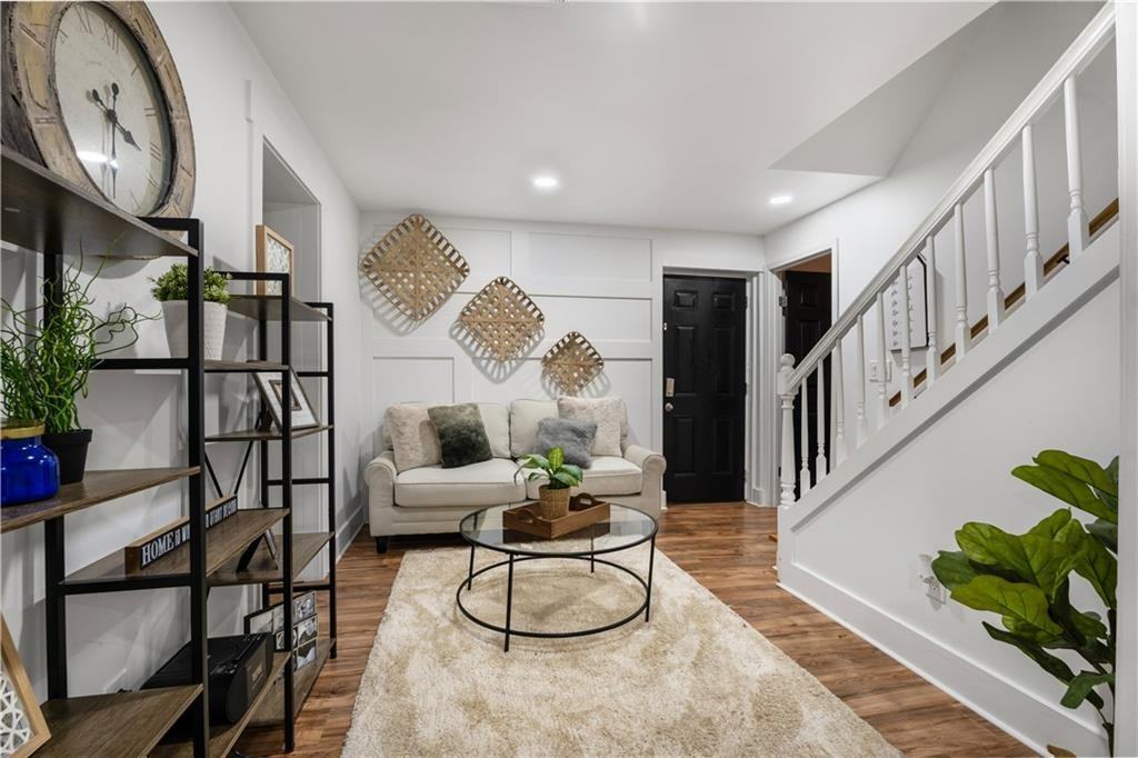 2802 Palm Dr - Photo 3 of 26