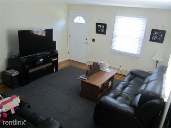 Ponus Ave. - Photo 3 of 6