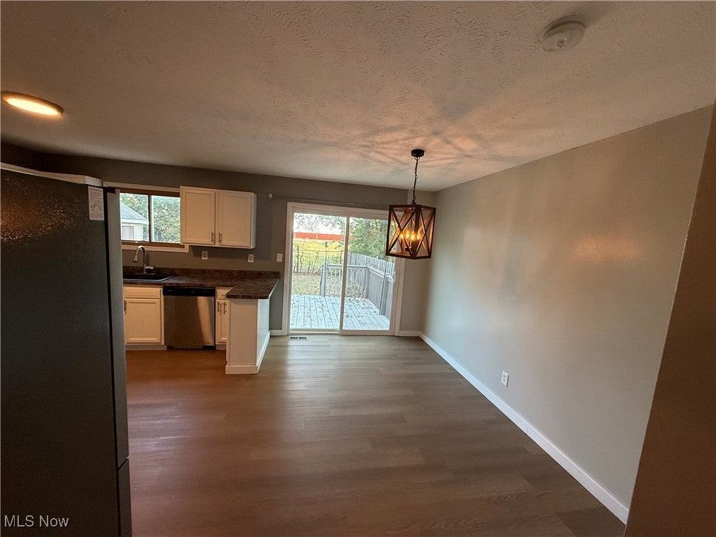 189 Summit Ave - Photo 3 of 19