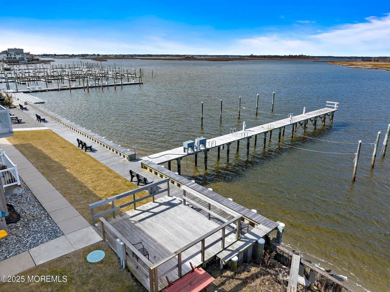 1382 Ocean Ave Unit C4 - Photo 4 of 37