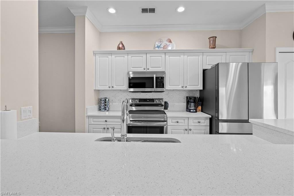 8331 Whiskey Preserve Cir #444 - Photo 6 of 28