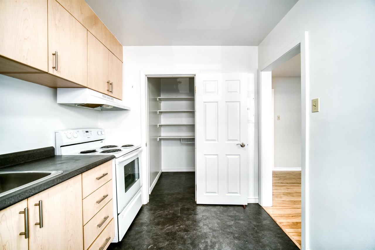 1112 - 1112 Tower Rd. #9 - Photo 2 of 13