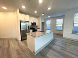 featured image of 2601 N Austin Ave