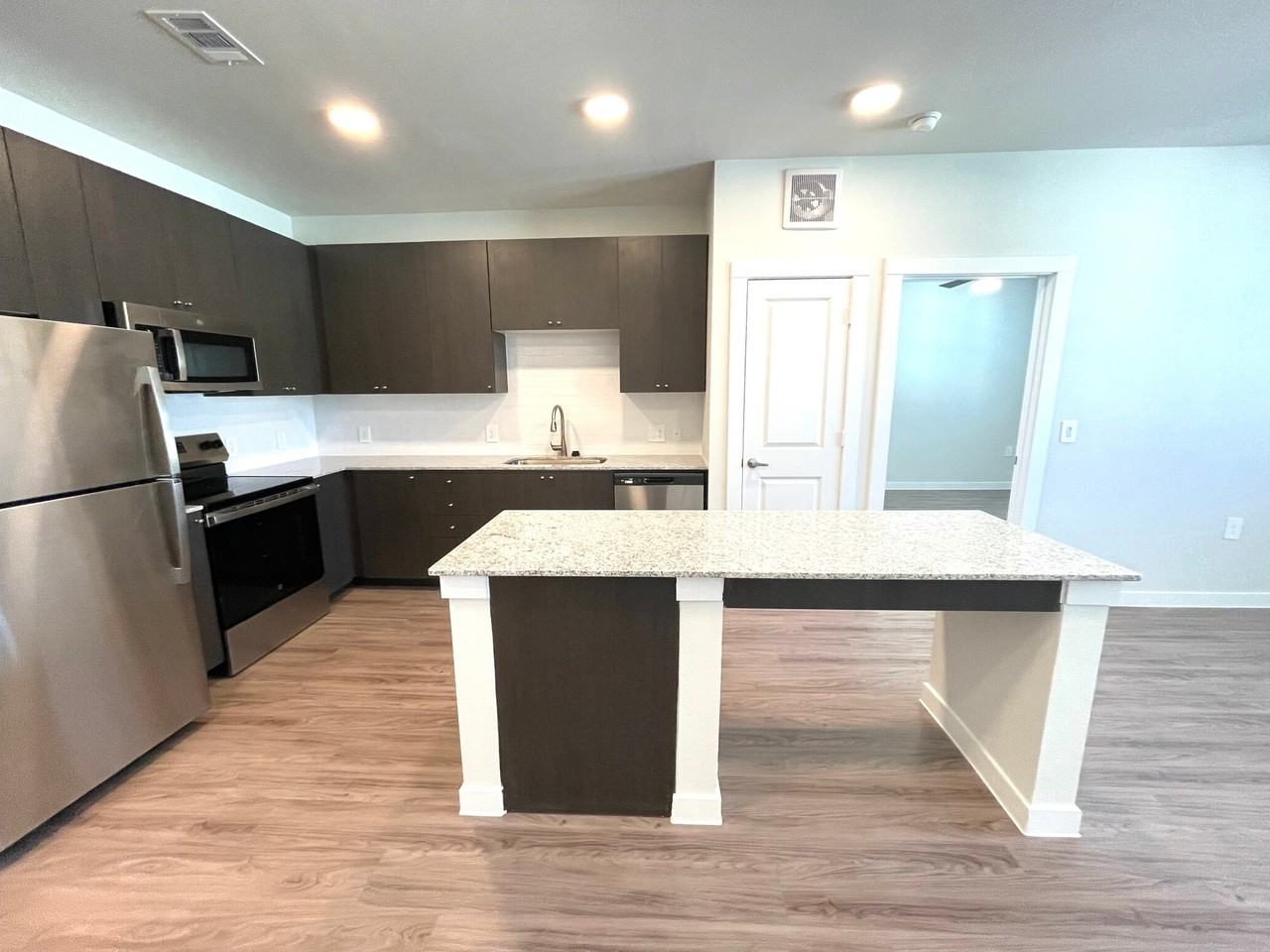 Country Ridge Rd #02-242 - Photo 7 of 12