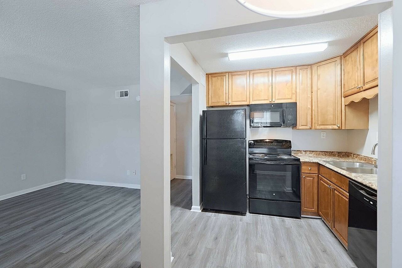 Heron Lakes Apartments - Photo 3 of 49