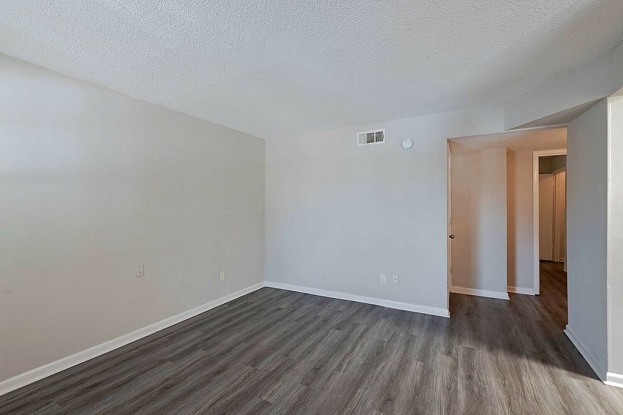 Heron Lakes Apartments - Photo 4 of 49