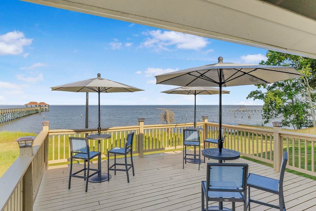 Grandview Pointe - Photo 3 of 55