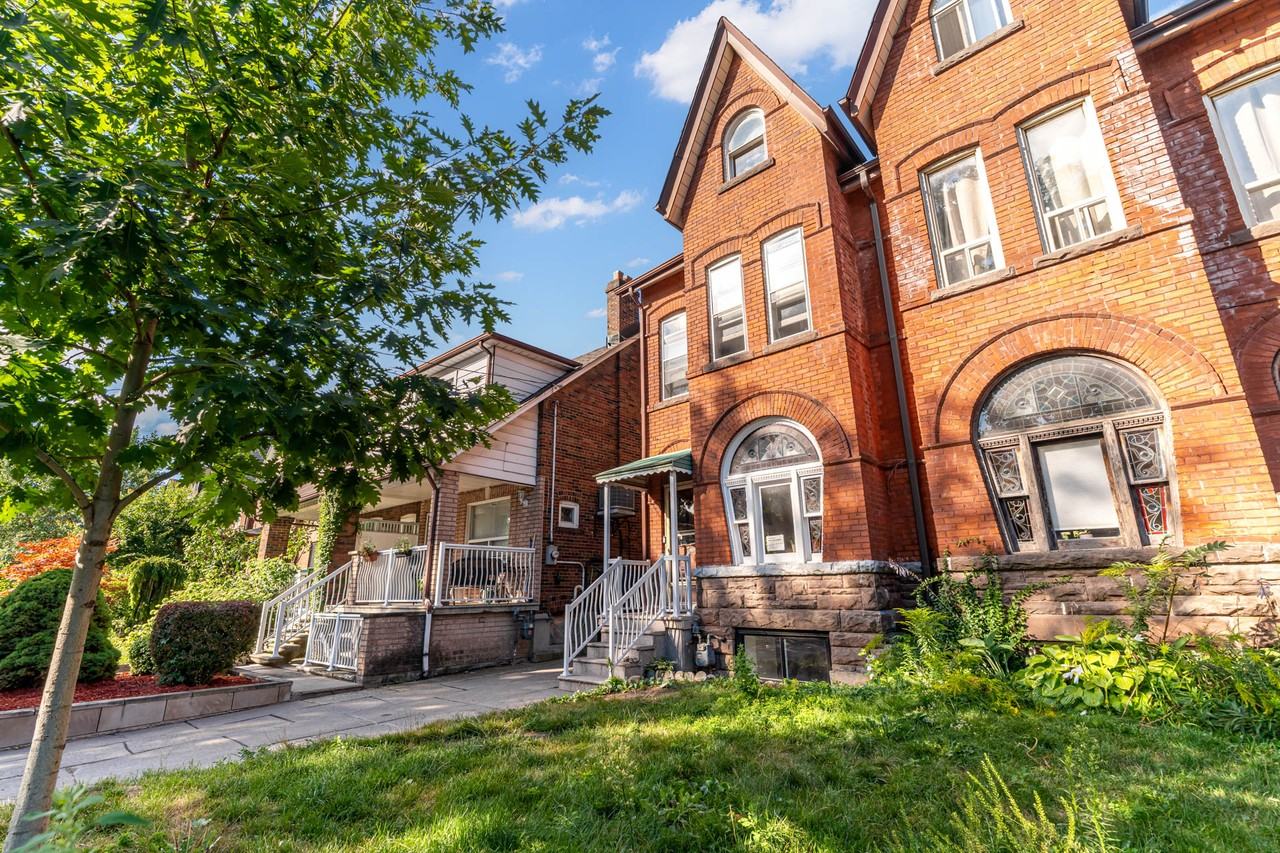 372 Saint Clarens Avenue #B - Photo 2 of 18