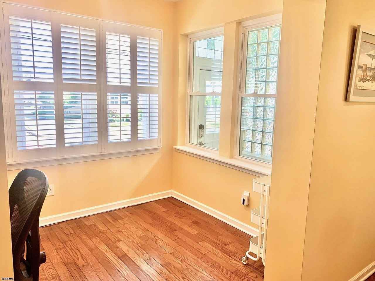 6512 Winchester Ave - Photo 6 of 23