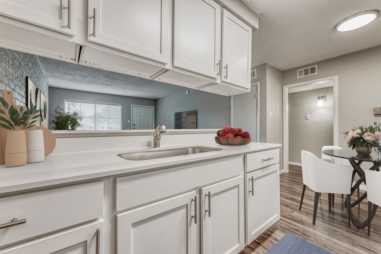 N Barnes Dr & W Walnut St #2064 - Photo 5 of 13