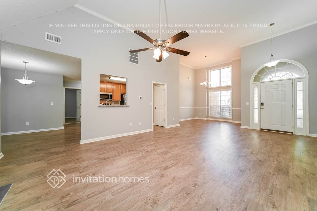 304 Freeman Forest Dr - Photo 5 of 18