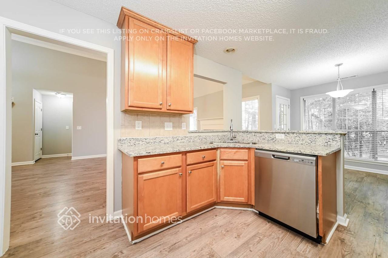 304 Freeman Forest Dr - Photo 6 of 18