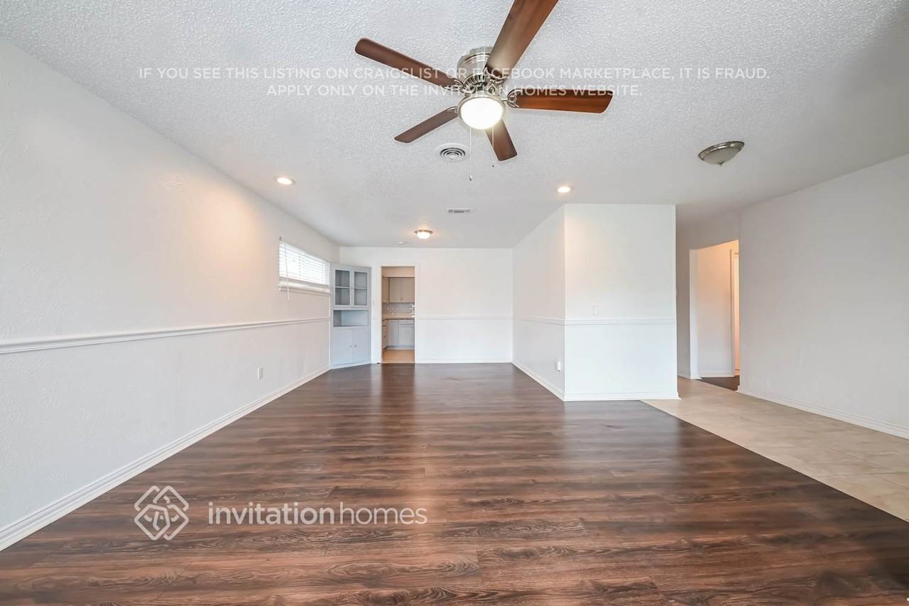 2437 W 4th St - Photo 3 of 16