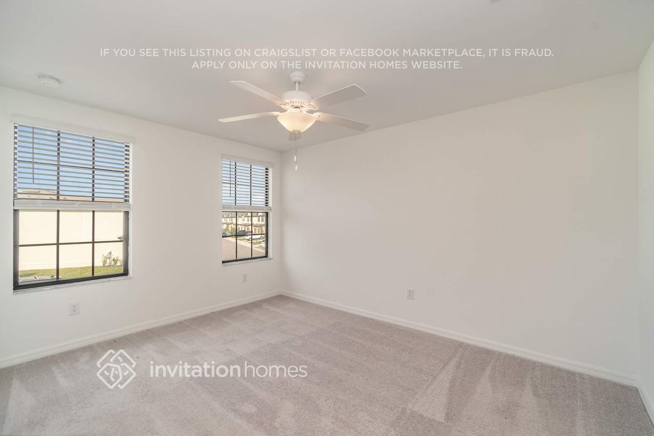 2047 E Landings Way - Photo 7 of 29