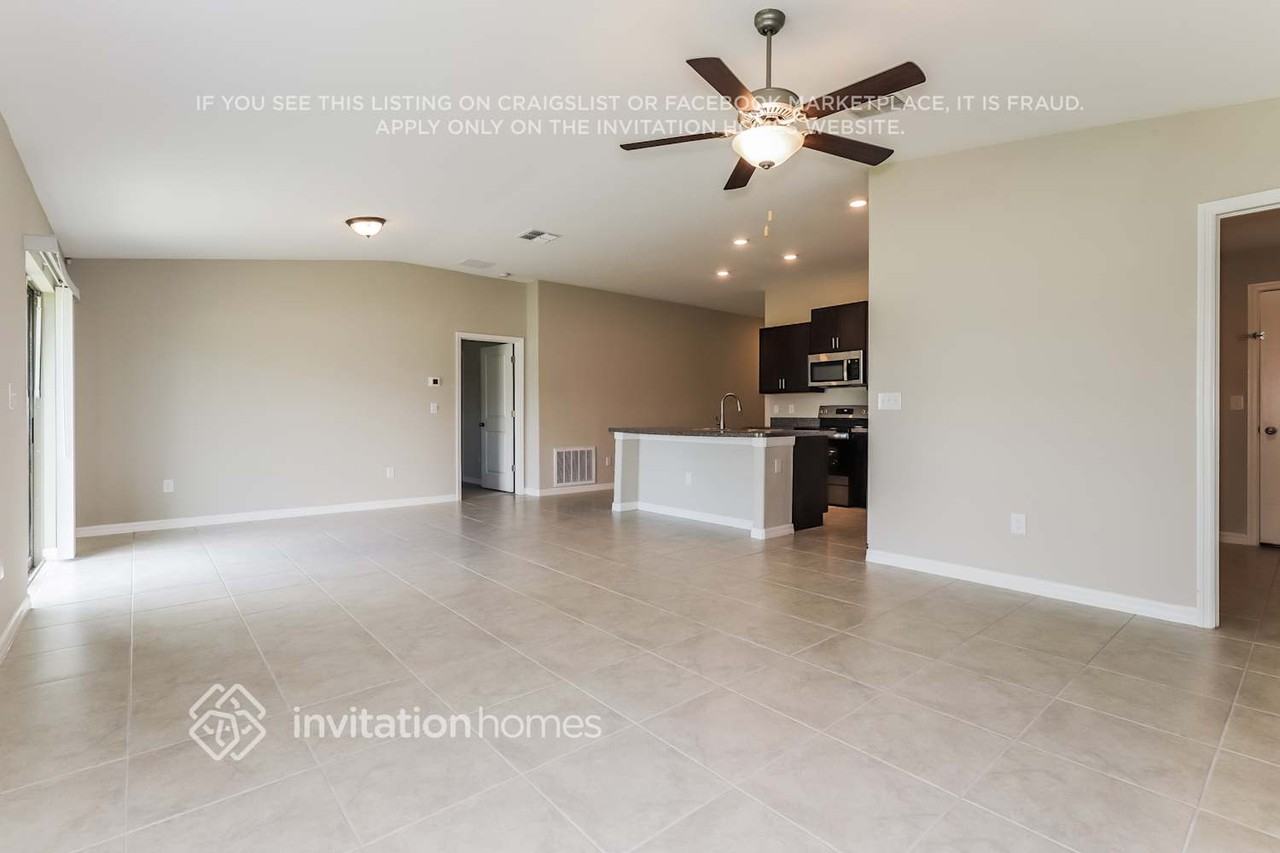 1510 Blue Rose Drive - Photo 3 of 24