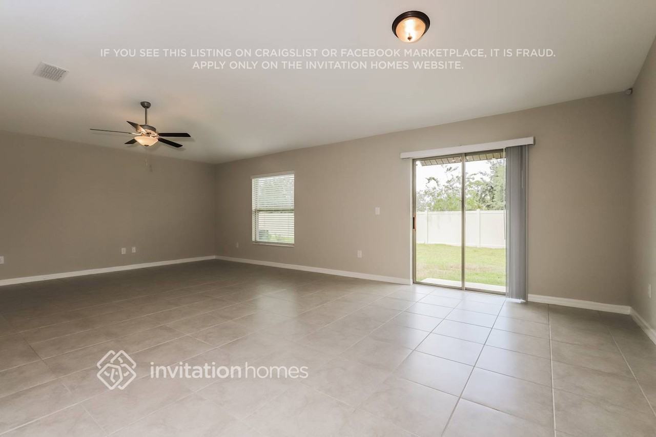 1510 Blue Rose Drive - Photo 4 of 24