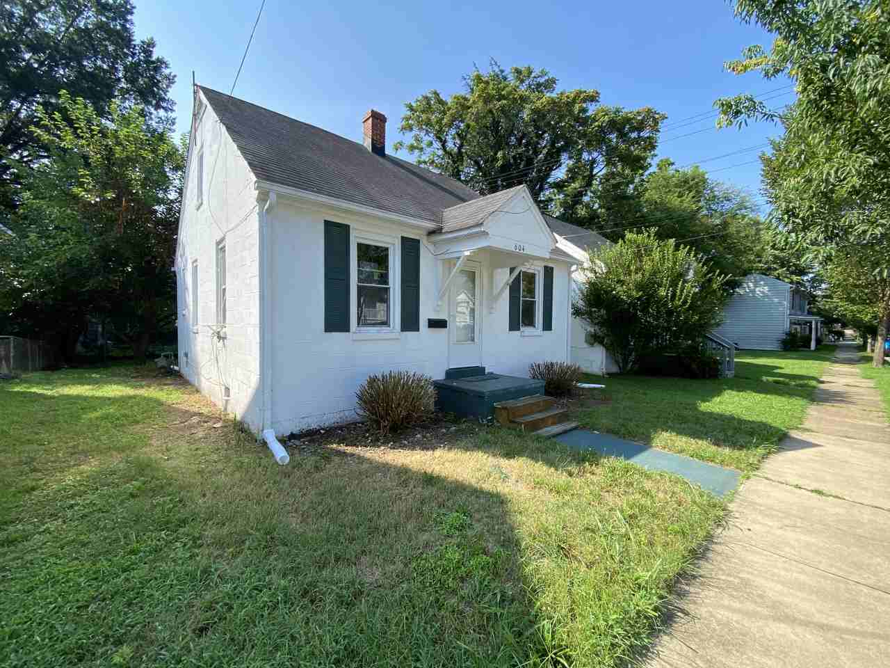 604 Maury Street - Photo 3 of 21