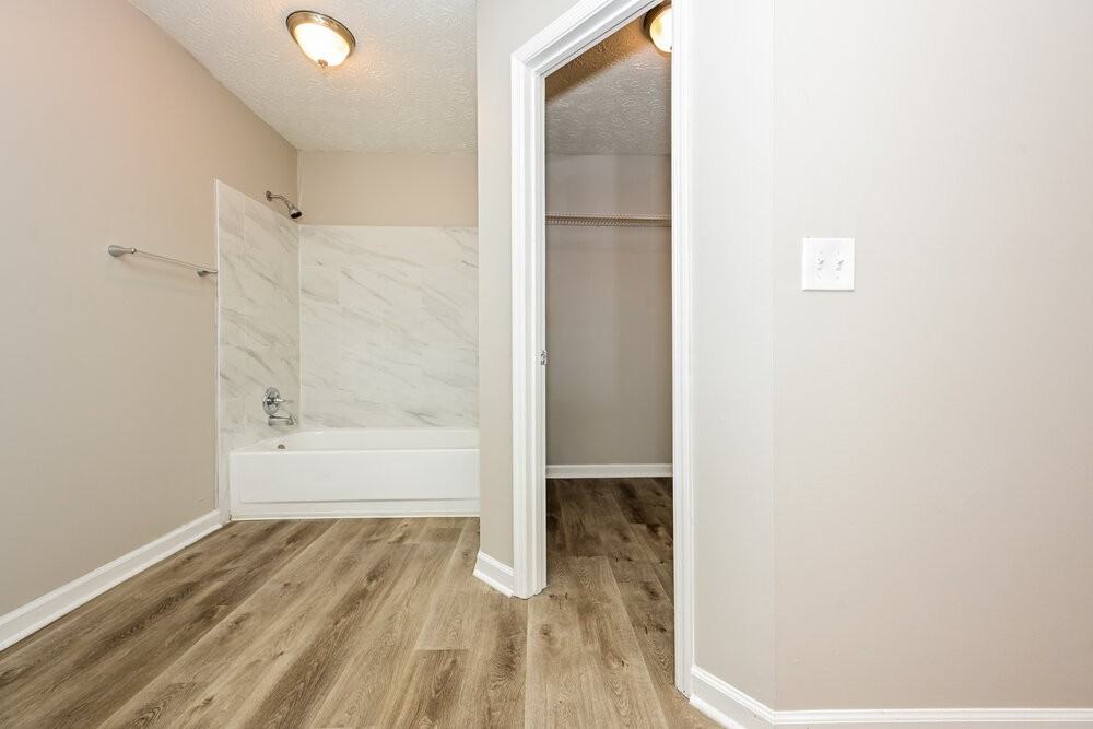 8983 Habersham Dr - Photo 7 of 16