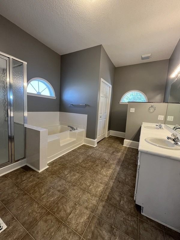 104 Park Ave - Photo 7 of 16