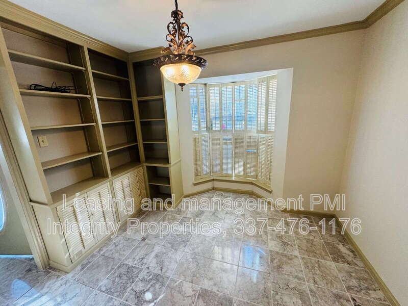 107 Steiner Rd - Photo 2 of 15