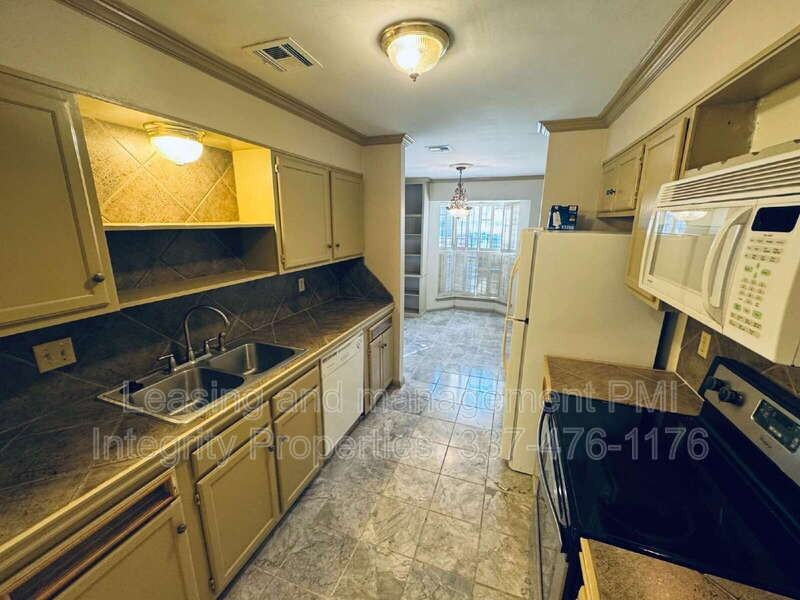 107 Steiner Rd - Photo 4 of 15