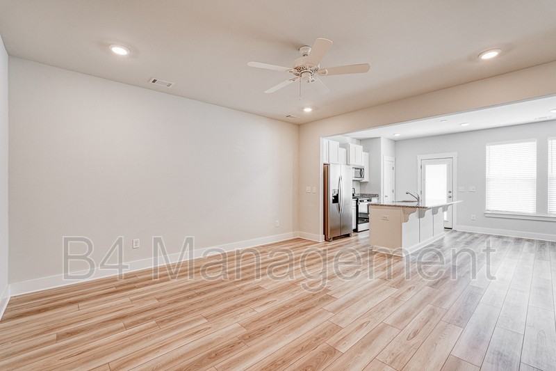 1091 Millison Pl - Photo 7 of 35