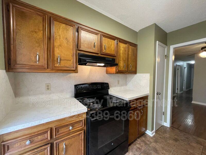 8051 Jefferson Park Dr - Photo 3 of 21