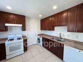 422 W Rosa Parks Rd #B - Photo 1 of 1