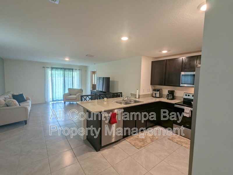 16549 Mosaic Oar Dr - Photo 6 of 17