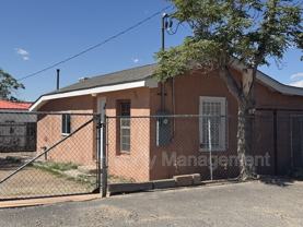 724 John St Se #B - Photo 1 of 1
