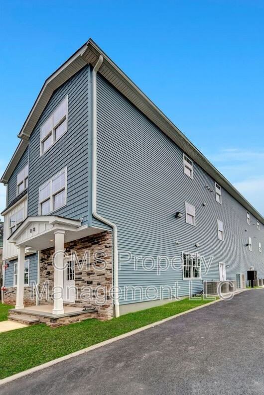 88 St Louis St #6 - Photo 5 of 34