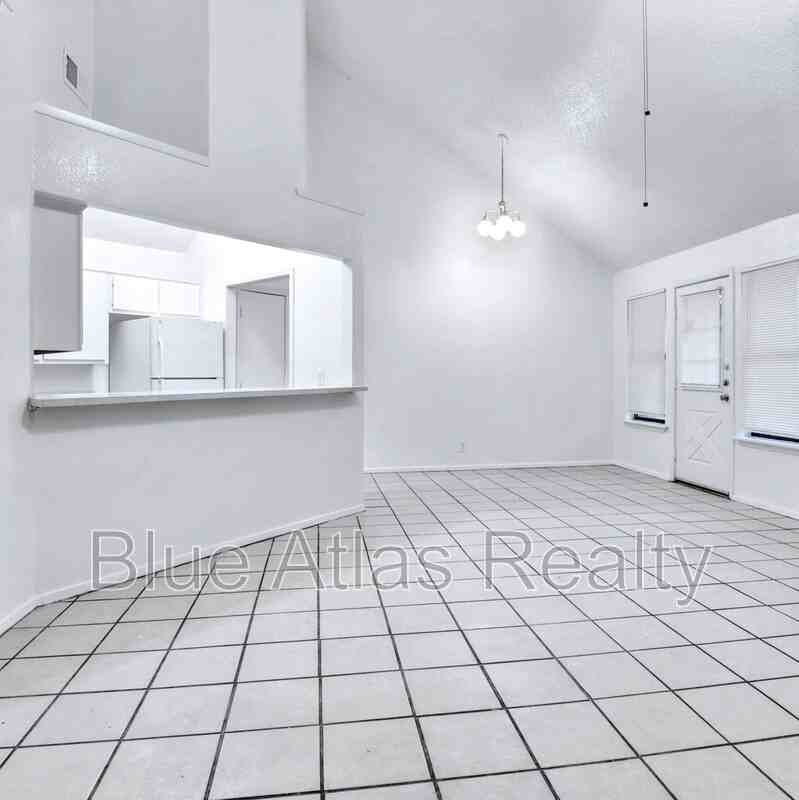 1705 La Salle Drive #A - Photo 4 of 22