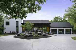 14420 Mission Rd - Photo 1 of 1